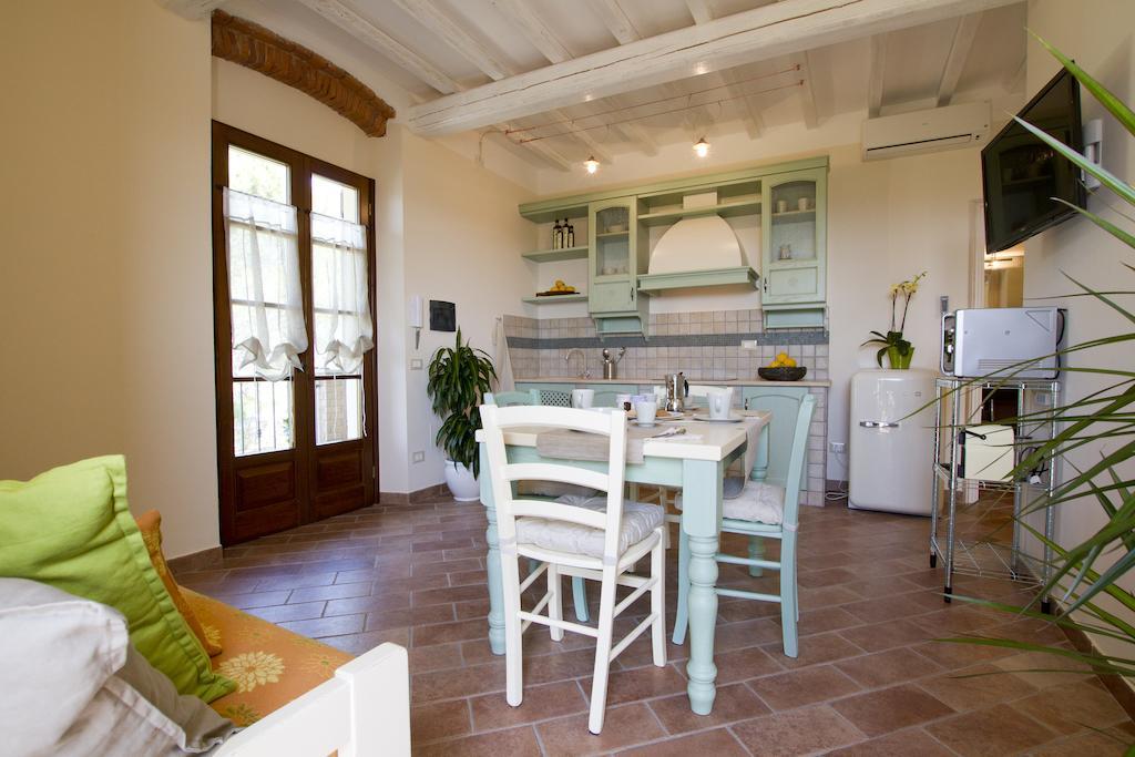 Il Bottaccio Casa Di Campagna 벤투리나 객실 사진